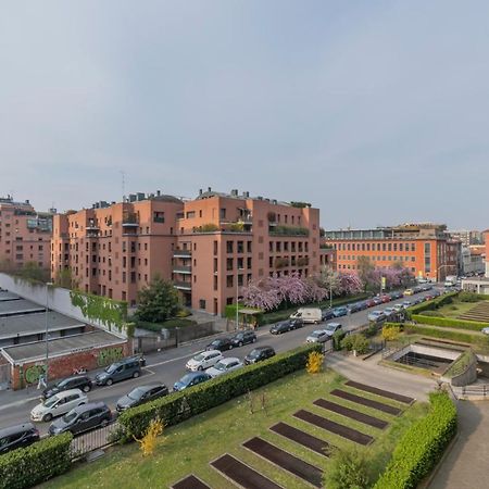Luxury Apartment Savona 65 Milan Bagian luar foto