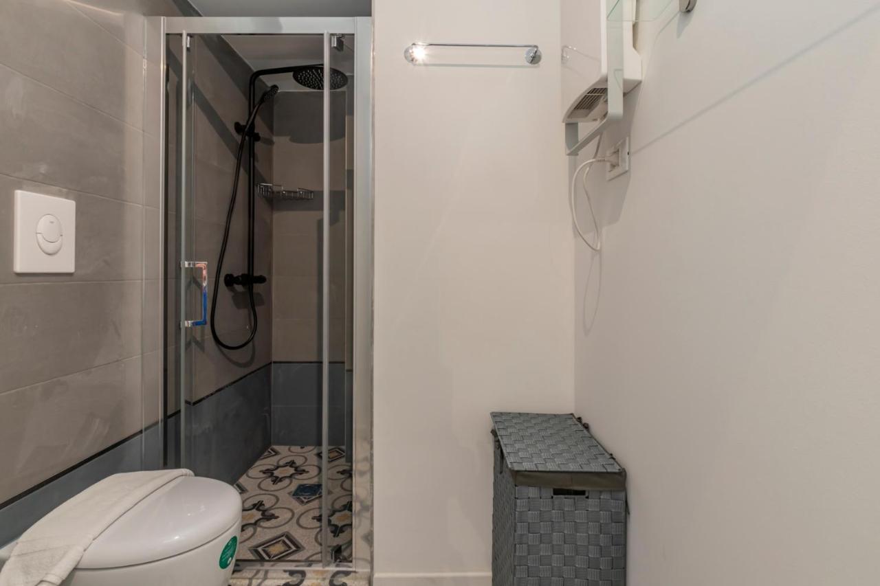 Luxury Apartment Savona 65 Milan Bagian luar foto